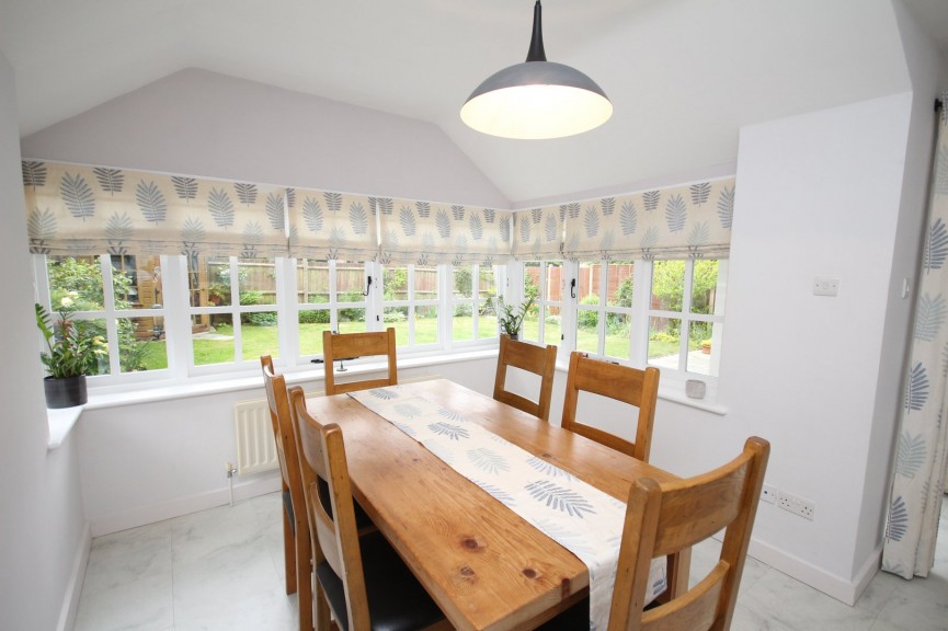 3 bedroom House for Sale Barrington Road, Letchworth Garden City, Hertfordshire