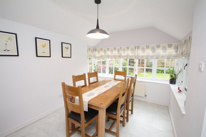 3 bedroom House for Sale Barrington Road, Letchworth Garden City, Hertfordshire
