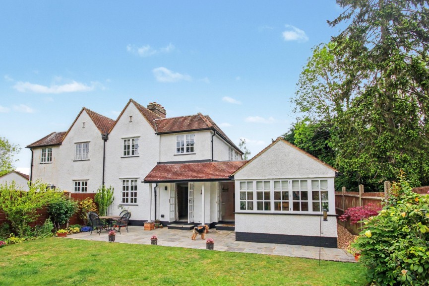 3 bedroom House for Sale Barrington Road, Letchworth Garden City, Hertfordshire