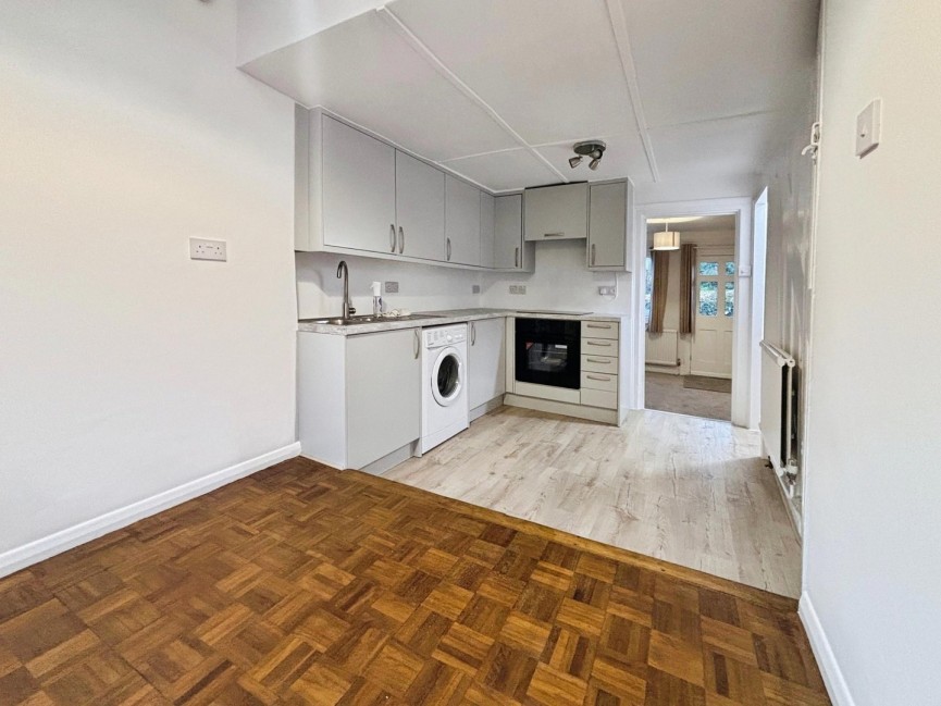 2 bedroom House for Letting Church Street, Hatfield, Hertfordshire