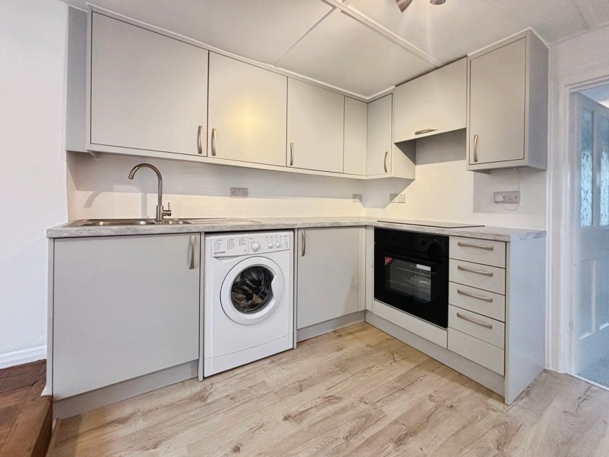 2 bedroom House for Letting Church Street, Hatfield, Hertfordshire