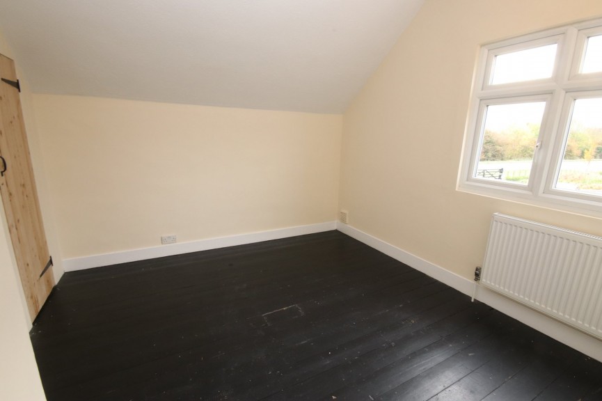 3 bedroom House for Letting Toddington Road, Westoning