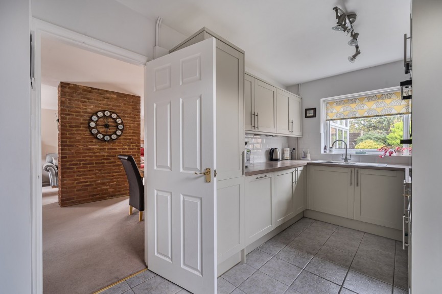 3 bedroom House for Sale Tythe Barn Close, Westoning, Bedfordshire