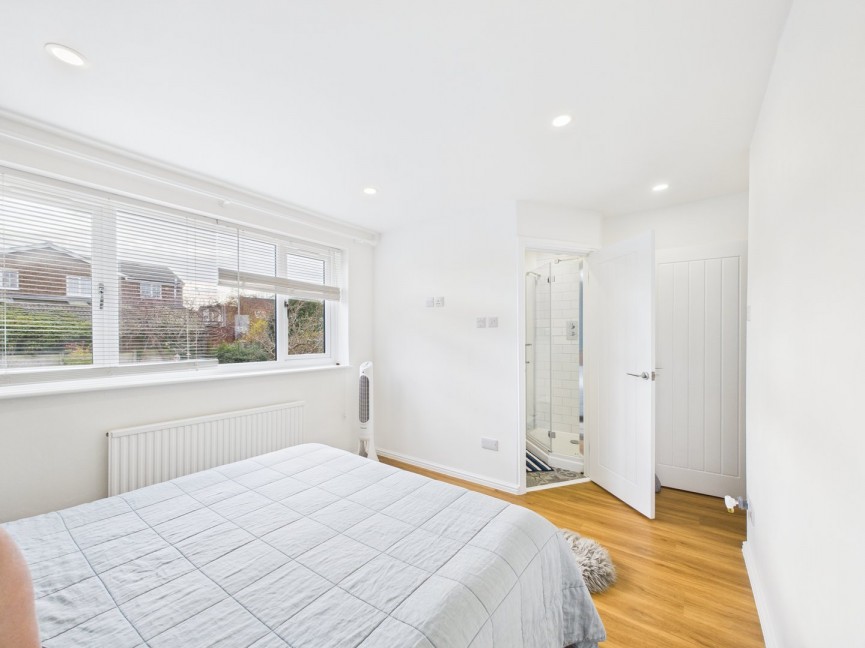 4 bedroom House for Sale Hargreaves Road, Royston, Hertfordshire