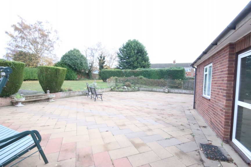 3 bedroom House for Letting High Street, Flitwick