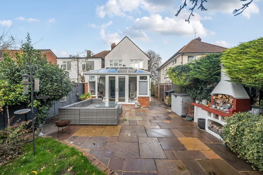 3 bedroom House for Sale High Street, Stotfold, Bedfordshire