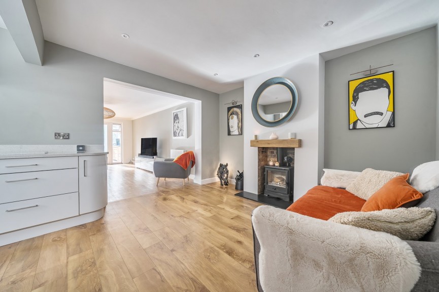 3 bedroom House for Sale High Street, Stotfold, Bedfordshire