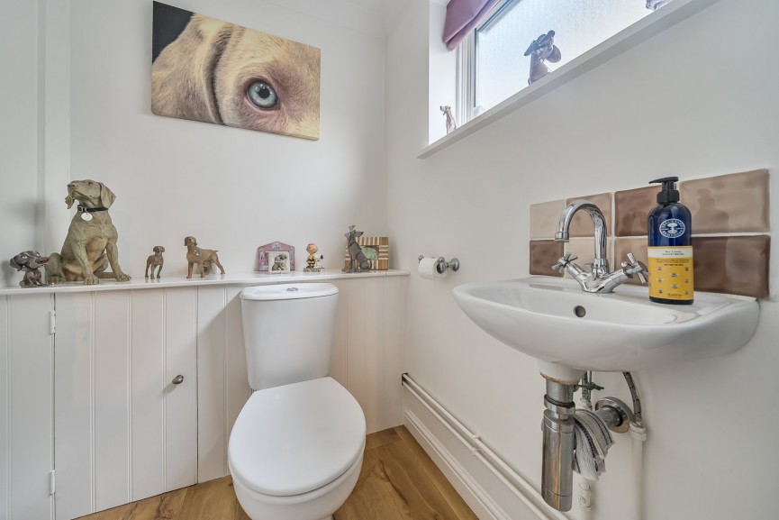 3 bedroom House for Sale High Street, Stotfold, Bedfordshire