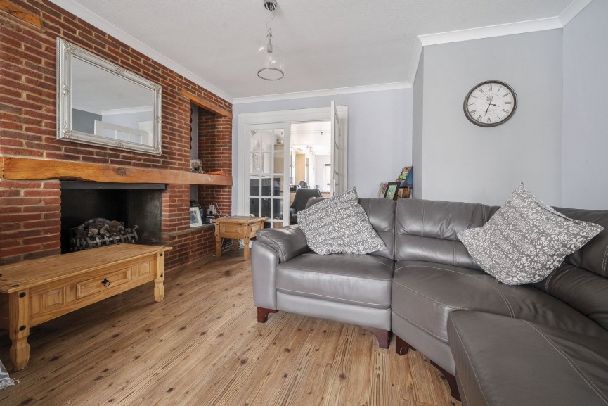 3 bedroom House for Sale Hitchin Road, Stotfold, Bedfordshire