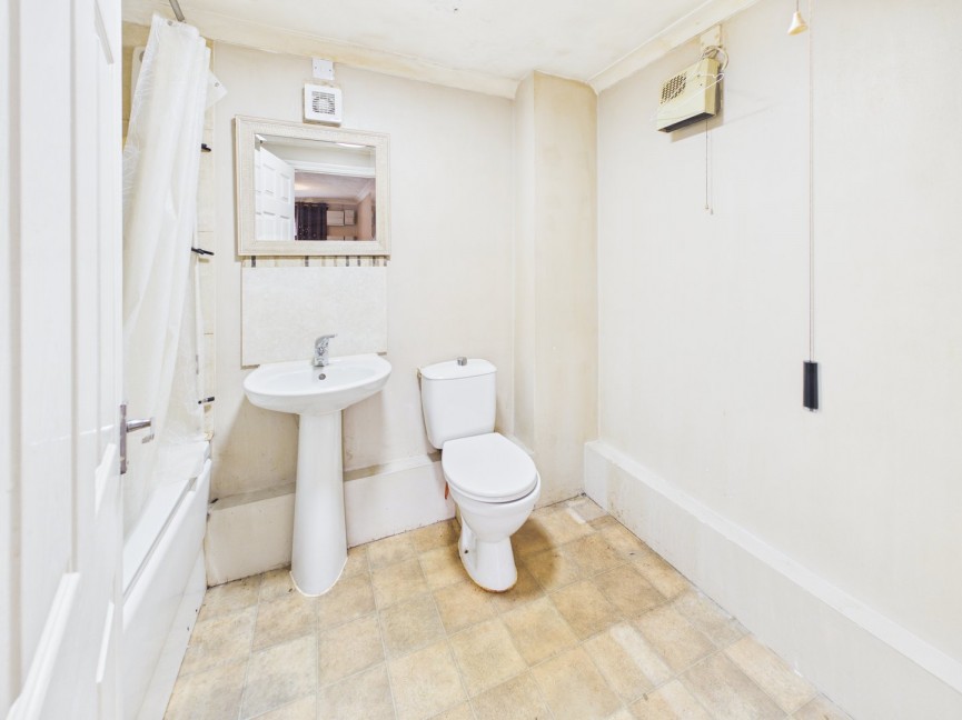 1 bedroom Flat for Sale Bedford Road, Sandy, Bedfordshire
