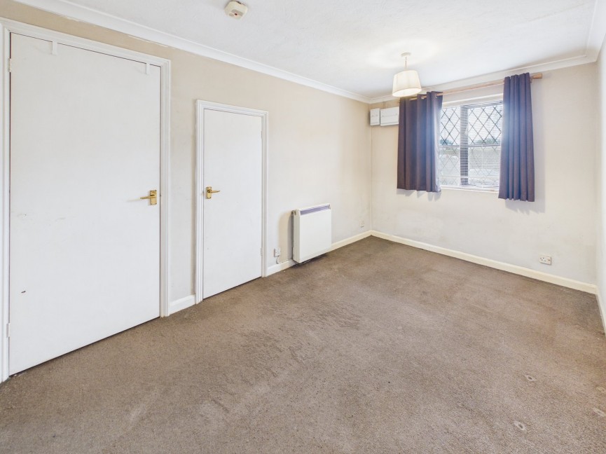 1 bedroom Flat for Sale Bedford Road, Sandy, Bedfordshire