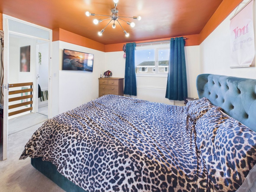 3 bedroom House for Sale Urban Way, Biggleswade, Bedfordshire