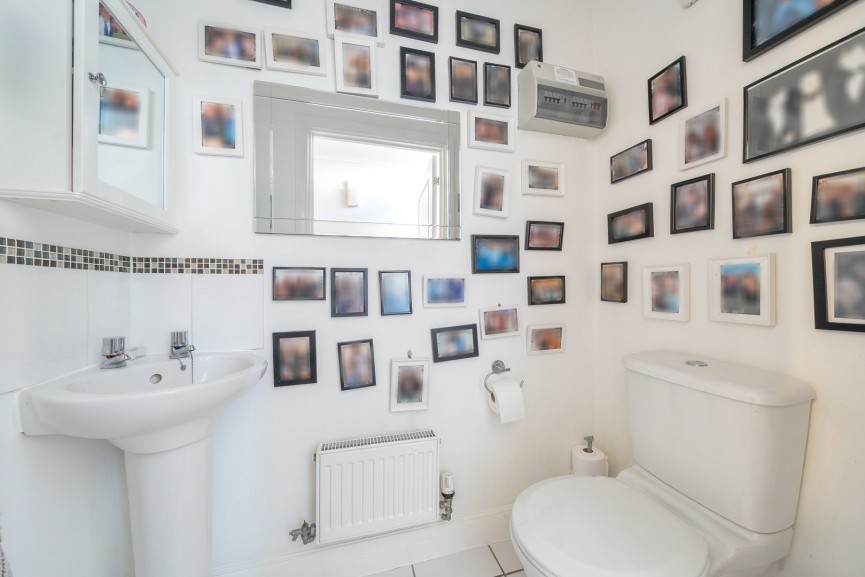 4 bedroom House for Sale Tansy Avenue, Stotfold, Bedfordshire