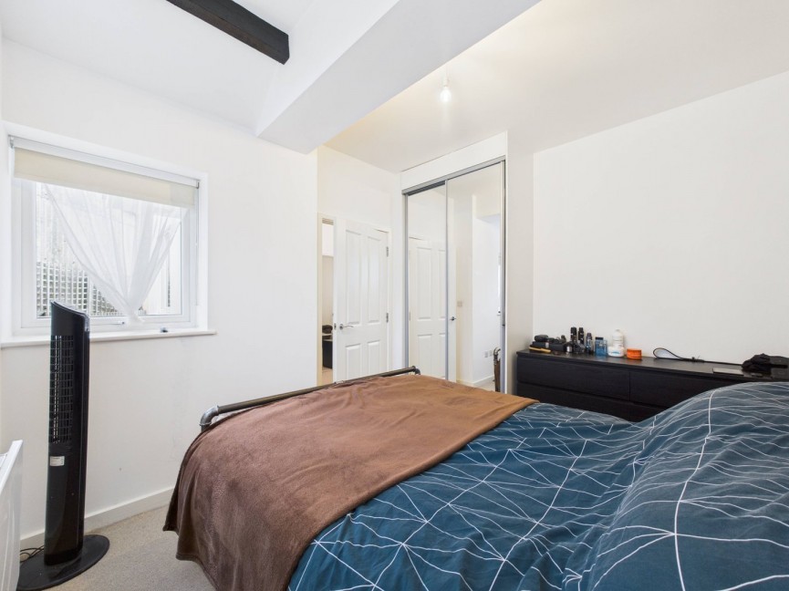 1 bedroom Flat for Sale Green Drift, Royston