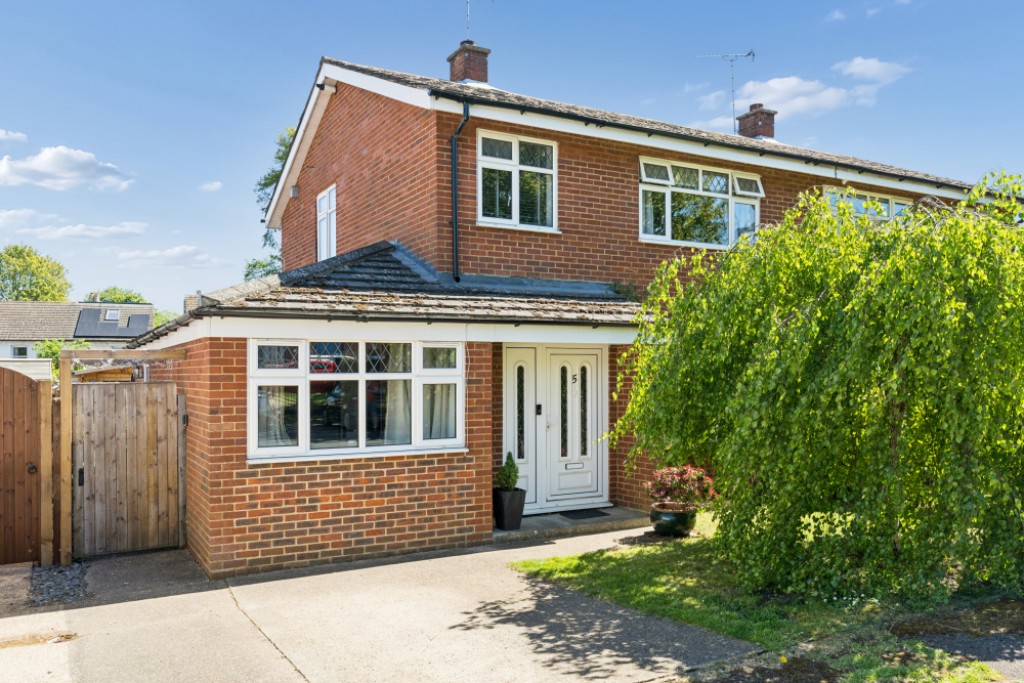 St Augustine Close, Hitchin, Hertfordshire