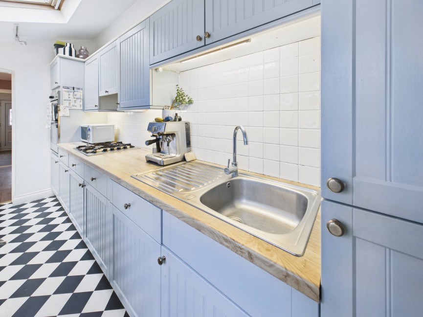 2 bedroom House for Sale Pembroke Road, BALDOCK, Hertfordshire