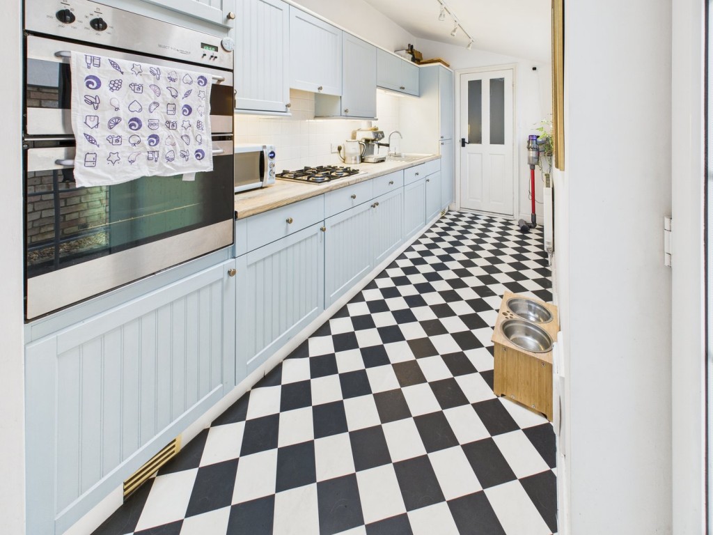 Pembroke Road, BALDOCK, Hertfordshire