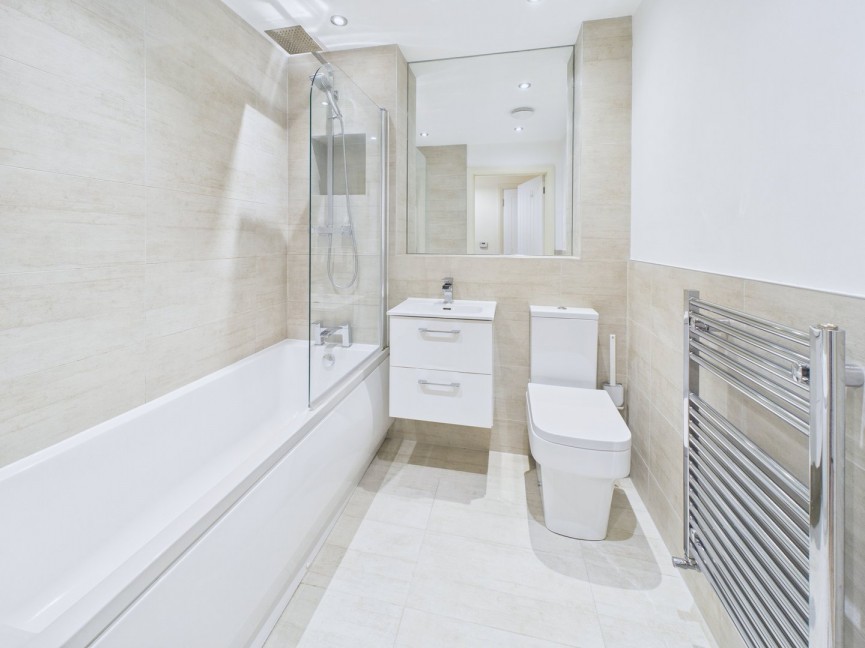 1 bedroom Flat for Sale Cooks Way, Hitchin, Hertfordshire