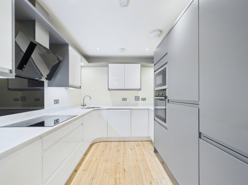 1 bedroom Flat for Sale Cooks Way, Hitchin, Hertfordshire