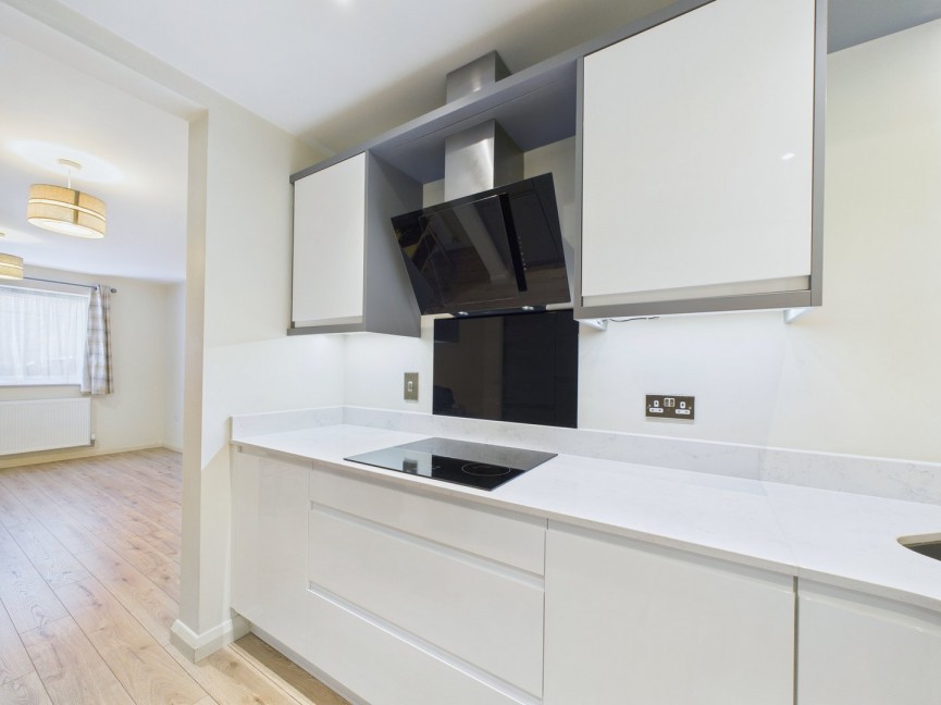 1 bedroom Flat for Sale Cooks Way, Hitchin, Hertfordshire