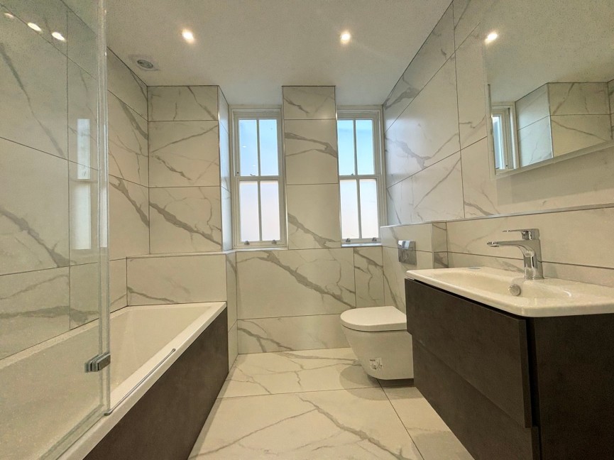 2 bedroom Flat for Letting Leys Avenue, Letchworth Garden City, Hertfordshire