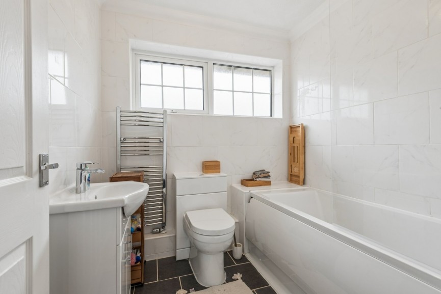 3 bedroom House for Sale Kings Hedges, Hitchin, Hertfordshire