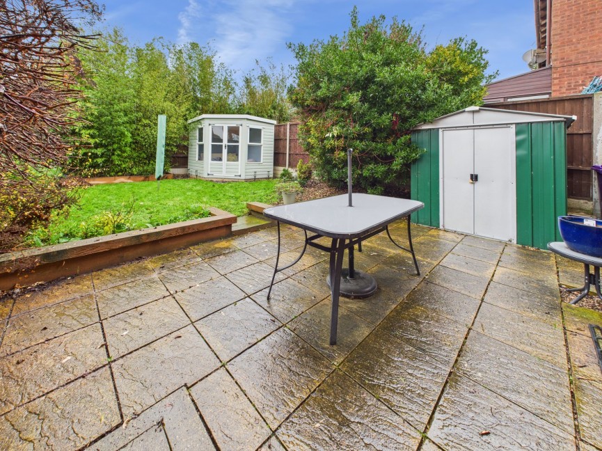 2 bedroom House for Sale Larkins Close, Baldock, Hertfordshire