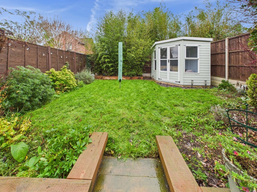 2 bedroom House for Sale Larkins Close, Baldock, Hertfordshire