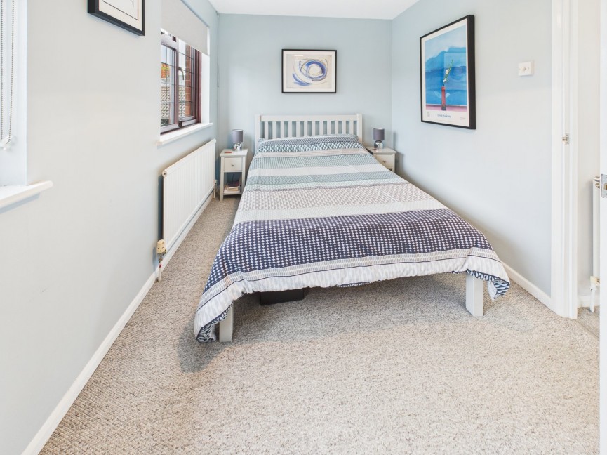 2 bedroom House for Sale Larkins Close, Baldock, Hertfordshire