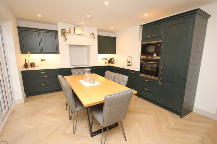 3 bedroom House for Letting Paddock Close, Letchworth Garden City, Hertfordshire