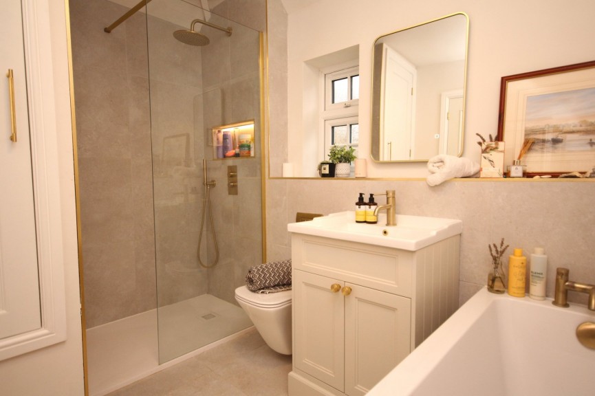 3 bedroom House for Letting Paddock Close, Letchworth Garden City, Hertfordshire