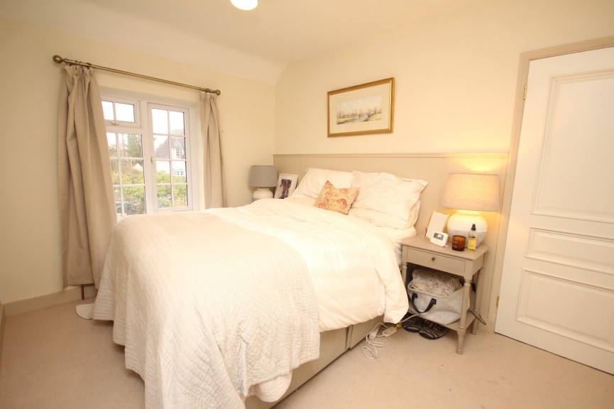 3 bedroom House for Letting Paddock Close, Letchworth Garden City, Hertfordshire