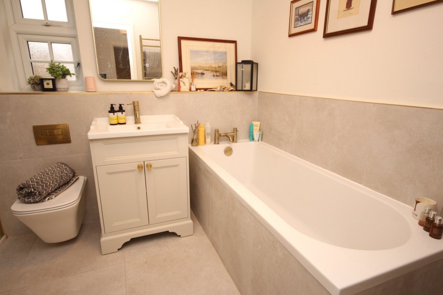 3 bedroom House for Letting Paddock Close, Letchworth Garden City, Hertfordshire