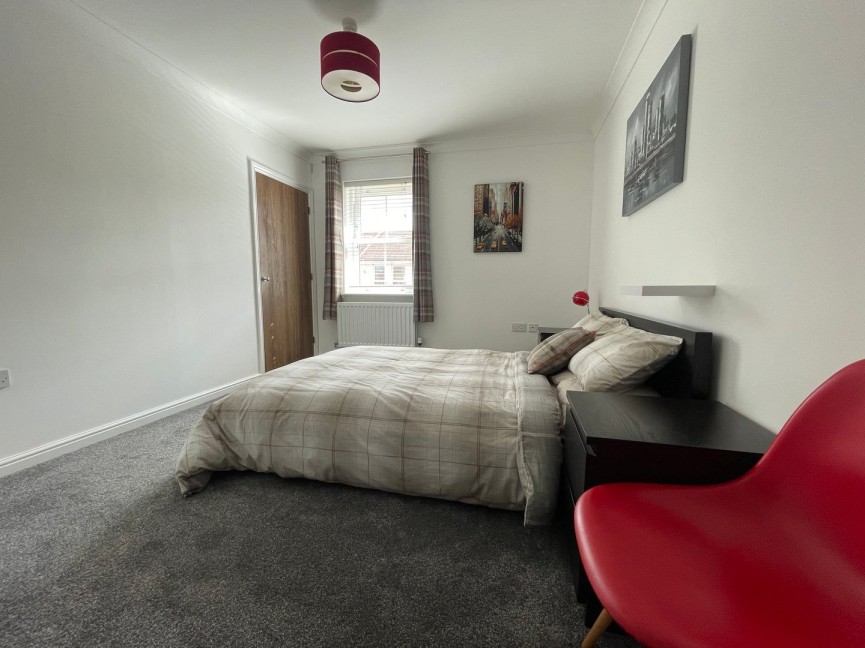 2 bedroom House for Sale Jupiter Way, Biggleswade, Bedfordshire