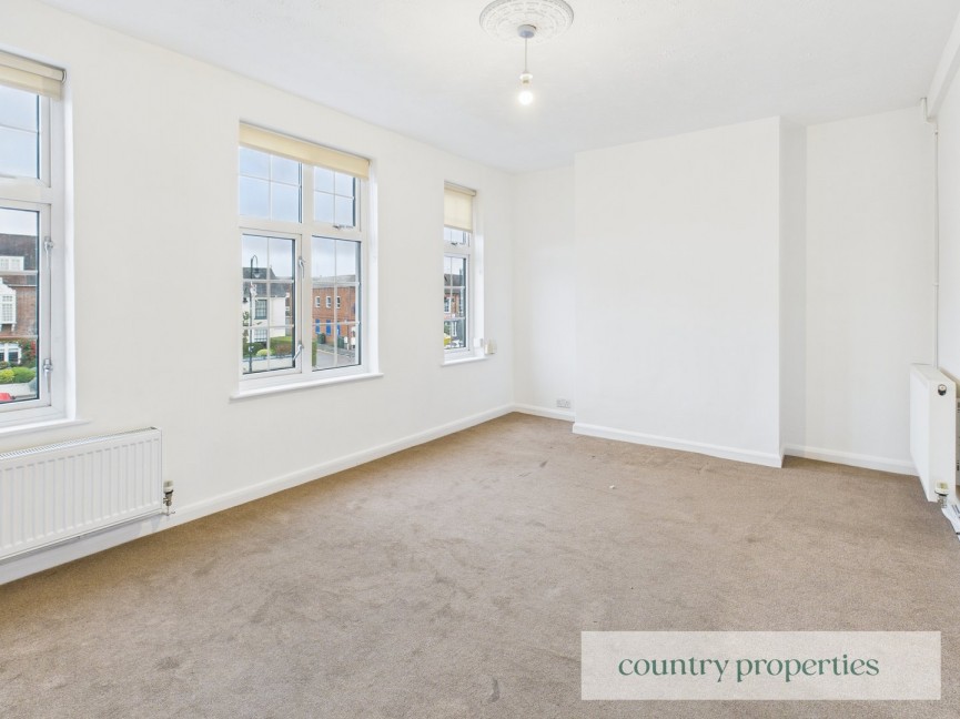 3 bedroom Flat for Letting High Street, Stevenage, Hertfordshire