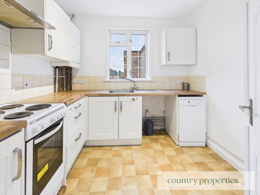 3 bedroom Flat for Letting High Street, Stevenage, Hertfordshire