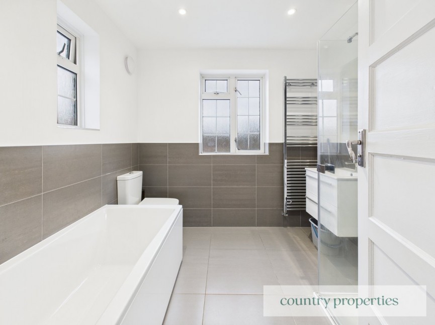 3 bedroom Flat for Letting High Street, Stevenage, Hertfordshire