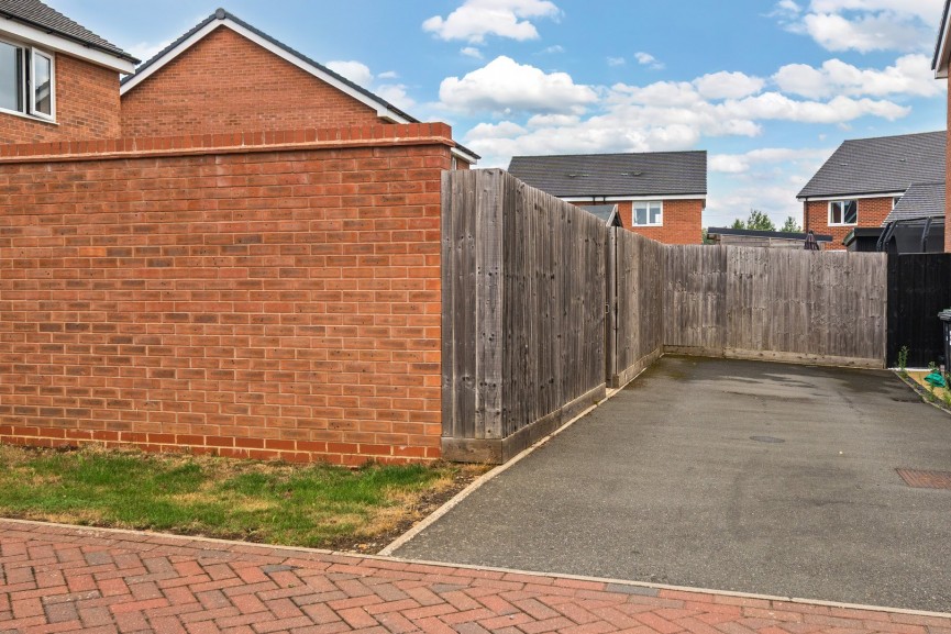 3 bedroom House for Sale Nightingale Lane, Flitwick, Bedfordshire