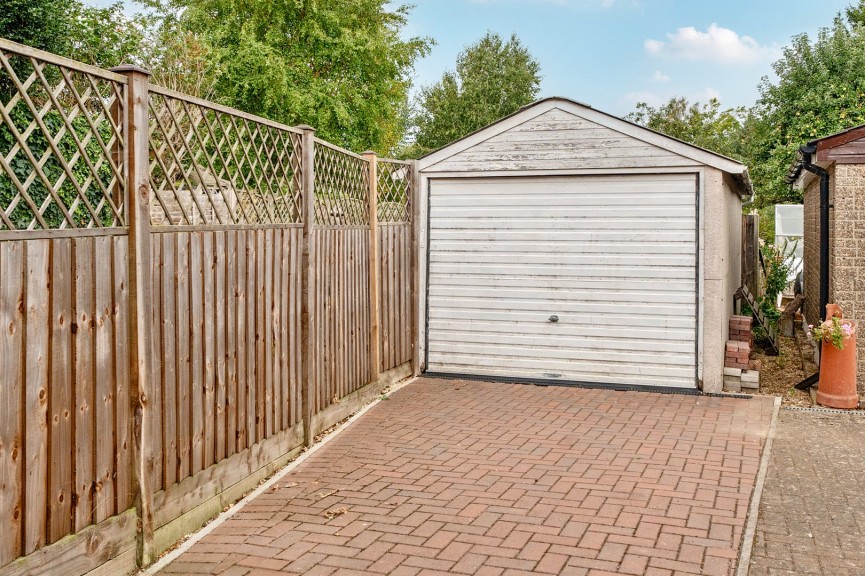 2 bedroom House for Sale Windmill Road, Flitwick, Bedfordshire