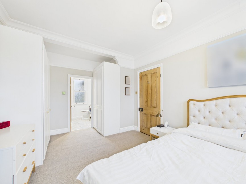 4 bedroom House for Sale Bedford Road, Sandy, Bedfordshire