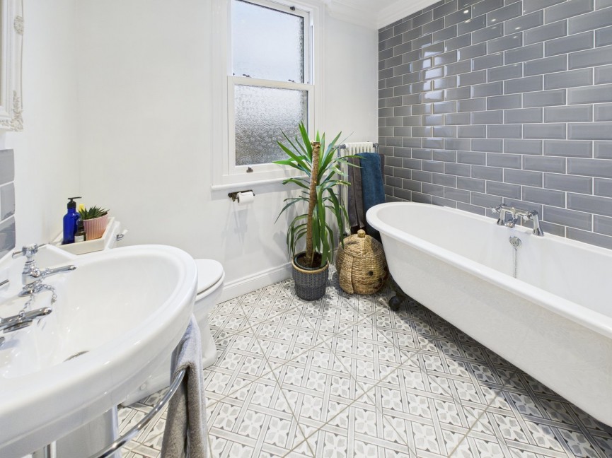 4 bedroom House for Sale Bedford Road, Sandy, Bedfordshire