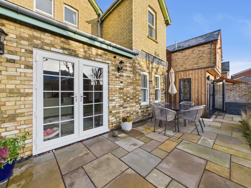 4 bedroom House for Sale Bedford Road, Sandy, Bedfordshire