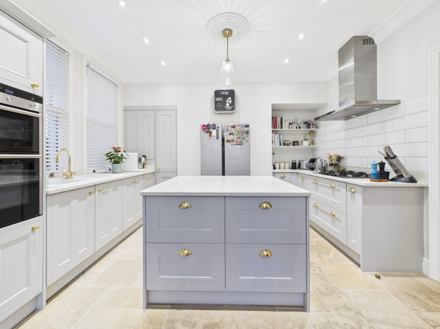 4 bedroom House for Sale Bedford Road, Sandy, Bedfordshire