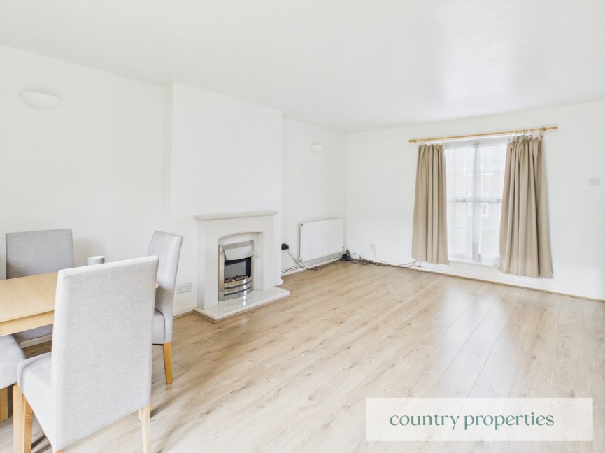 3 bedroom House for Letting Malmsdale, Welwyn Garden City, Hertfordshire