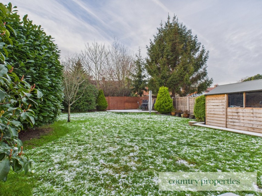 3 bedroom House for Sale London Road, Welwyn, Hertfordshire