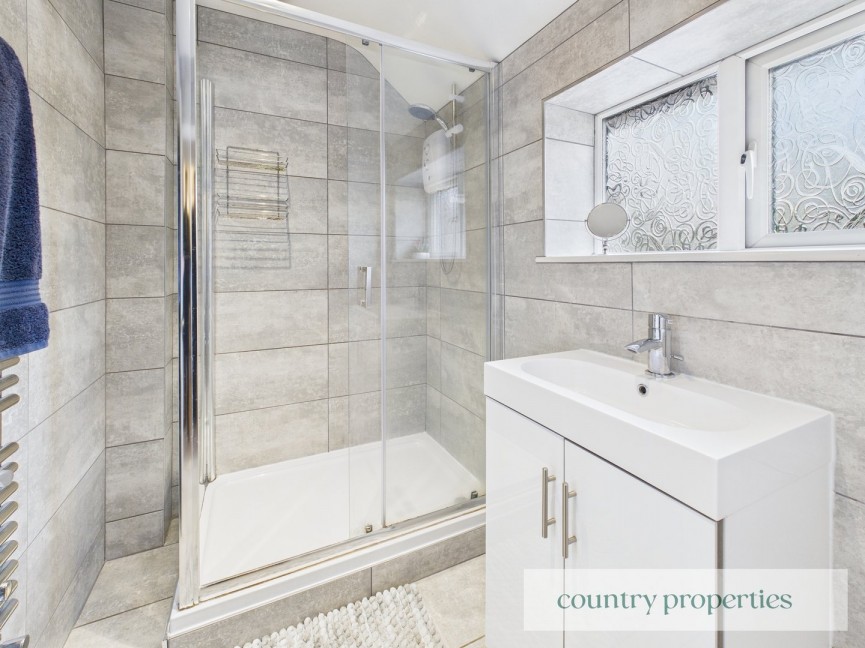 3 bedroom House for Sale London Road, Welwyn, Hertfordshire