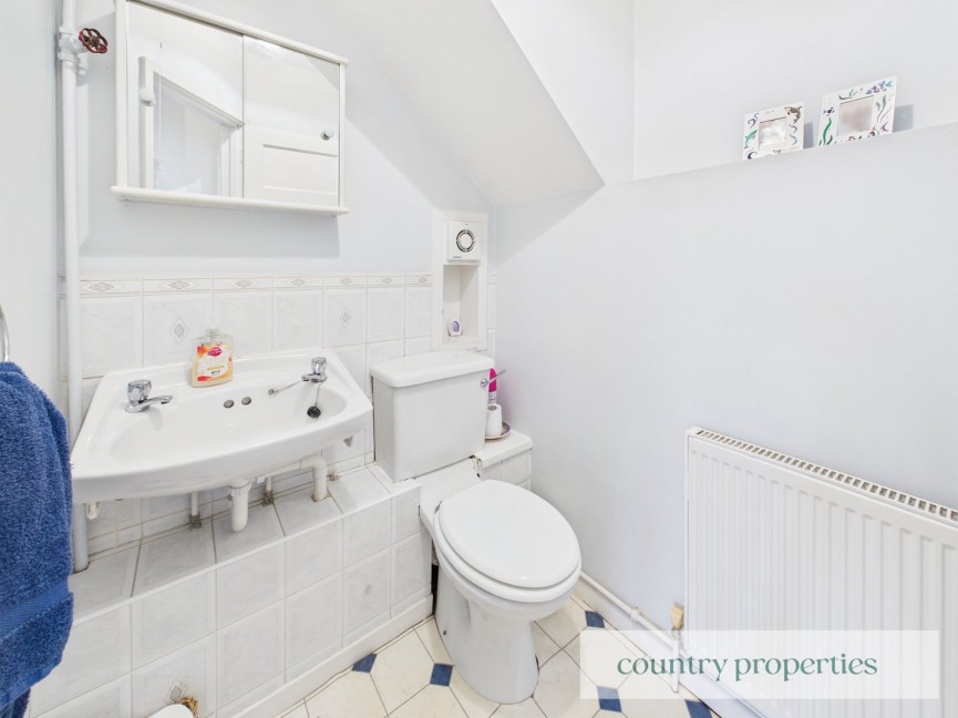 3 bedroom House for Sale London Road, Welwyn, Hertfordshire