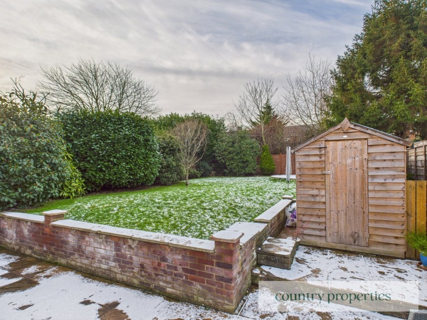 3 bedroom House for Sale London Road, Welwyn, Hertfordshire