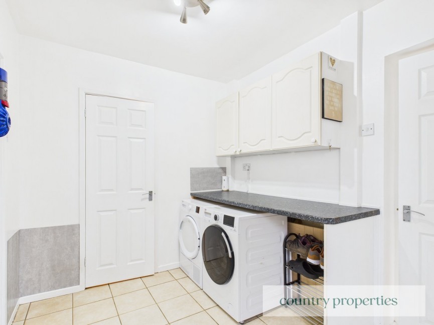 3 bedroom House for Sale London Road, Welwyn, Hertfordshire