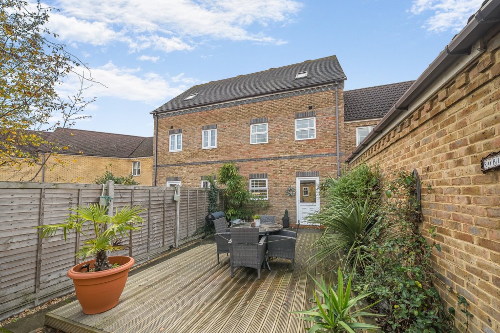 Kingfisher Road, Shefford, Bedfordshire